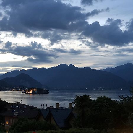 Vista Lago Lägenhet Stresa Exteriör bild