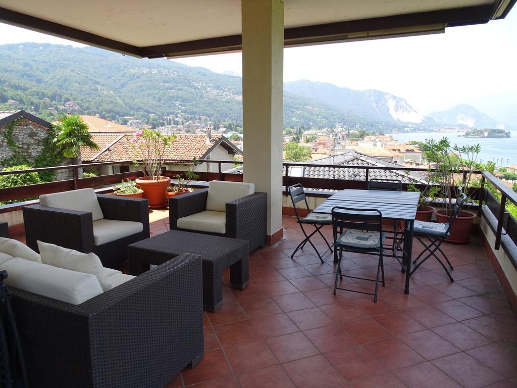 Vista Lago Lägenhet Stresa Rum bild