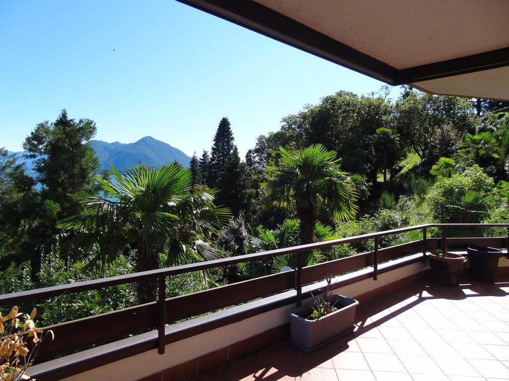 Vista Lago Lägenhet Stresa Rum bild