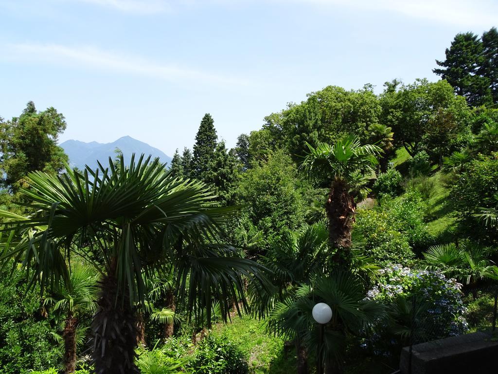 Vista Lago Lägenhet Stresa Rum bild